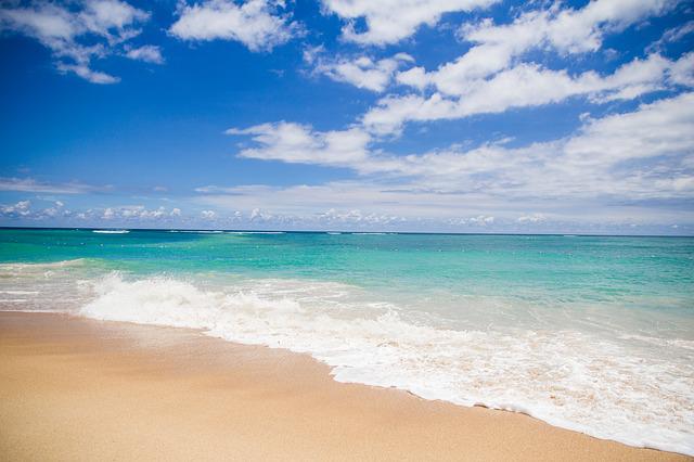 Beach scenery is an excellent place to work out